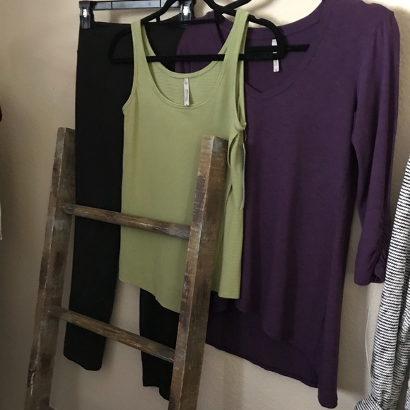 Meet your Posher, Vicki - Picture 2 of 8